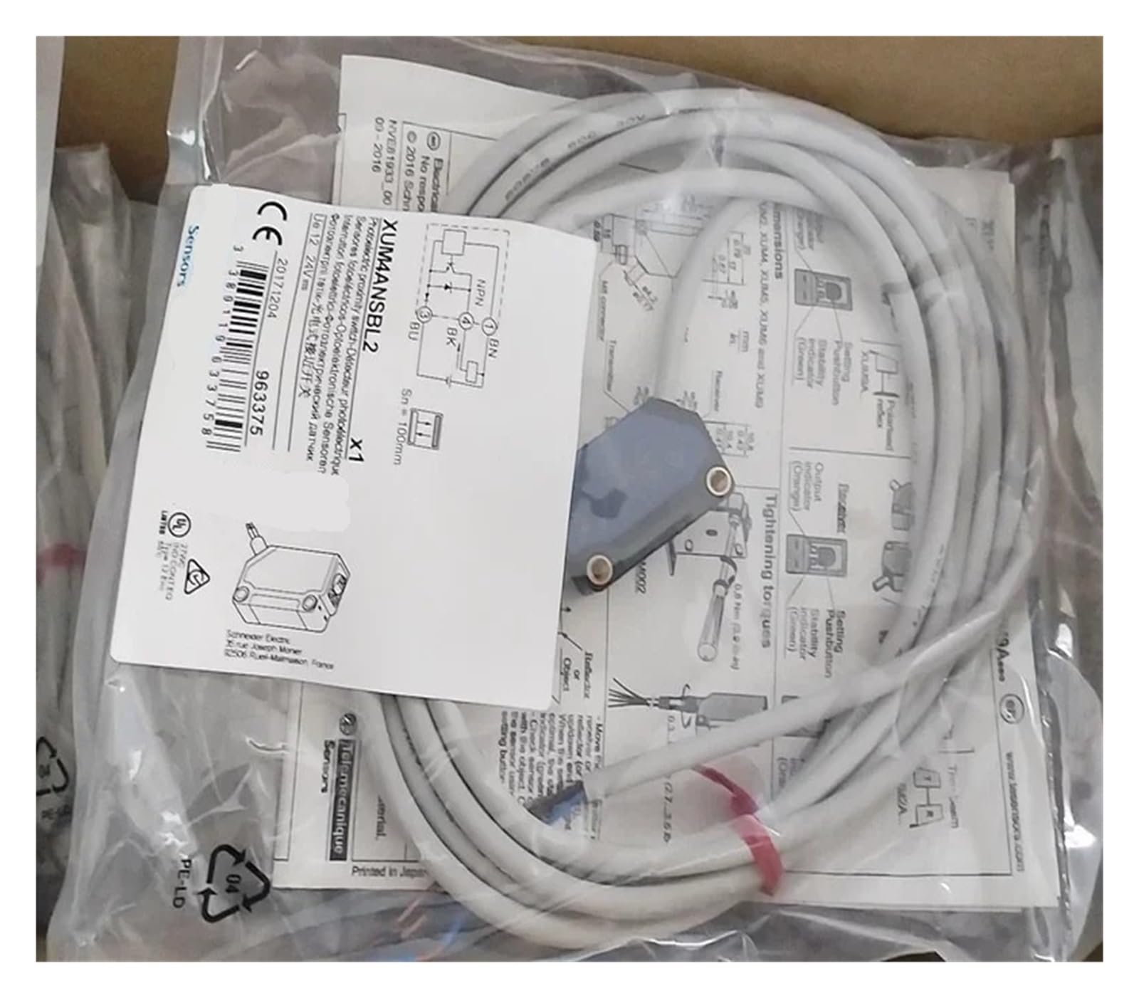 XDDQWSWA 1PCS Photoelectric switch XUM4ANSBL2