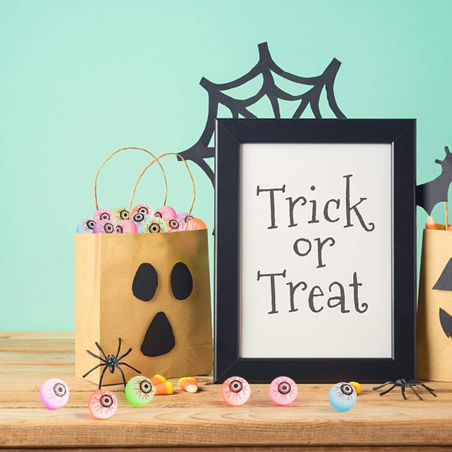 FINGOOO 25 Pcs Halloween Bouncy Balls, Glow in The Dark Eyeball Ping Pong Ball Bouncing Balls Halloween Party Favors Non-Candy Treats Goodie Bag Stuffers