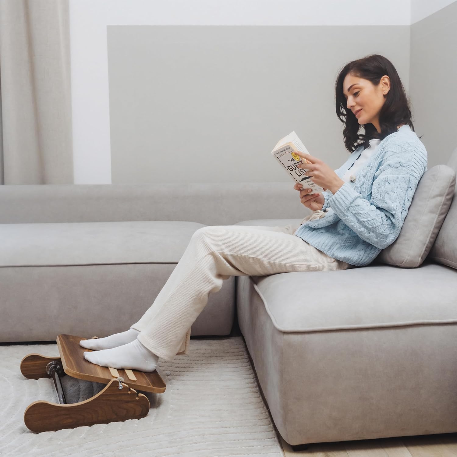 Reposapiés de Madera para Oficina – Reposa Pies Ergonómico con Altura Ajustable y Movimiento Basculante – Mejora la Postura en Escritorio o Teletrabajo