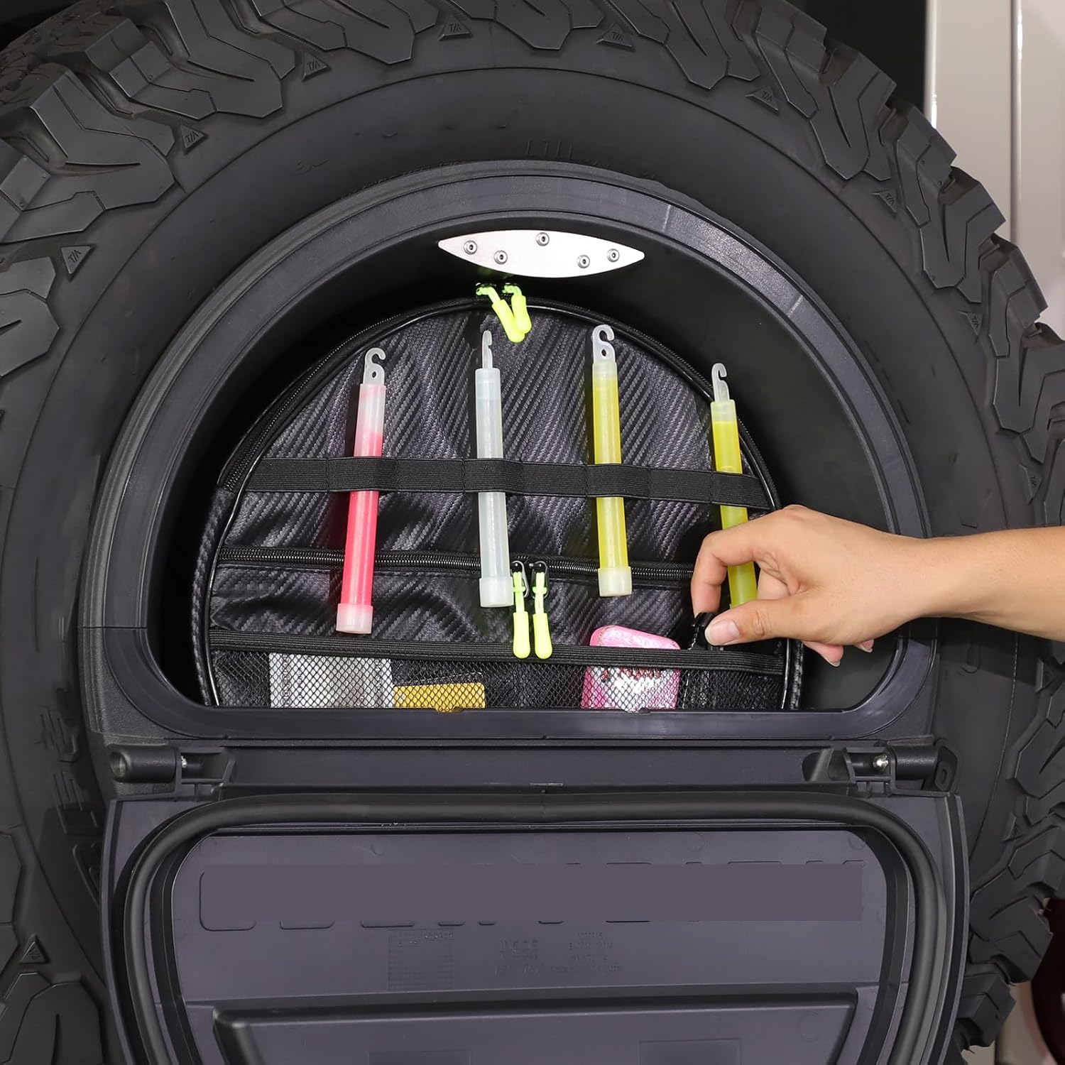 Spare Wheel Storage Box Organizer Bag Compatible with INEOS Grenadier 2020-2025, Rear Door Spare Tire Cover Storage Bag, Tailgate Spare Tire Carrier Storage Box Cargo Storage Bag (Carbon Fiber)