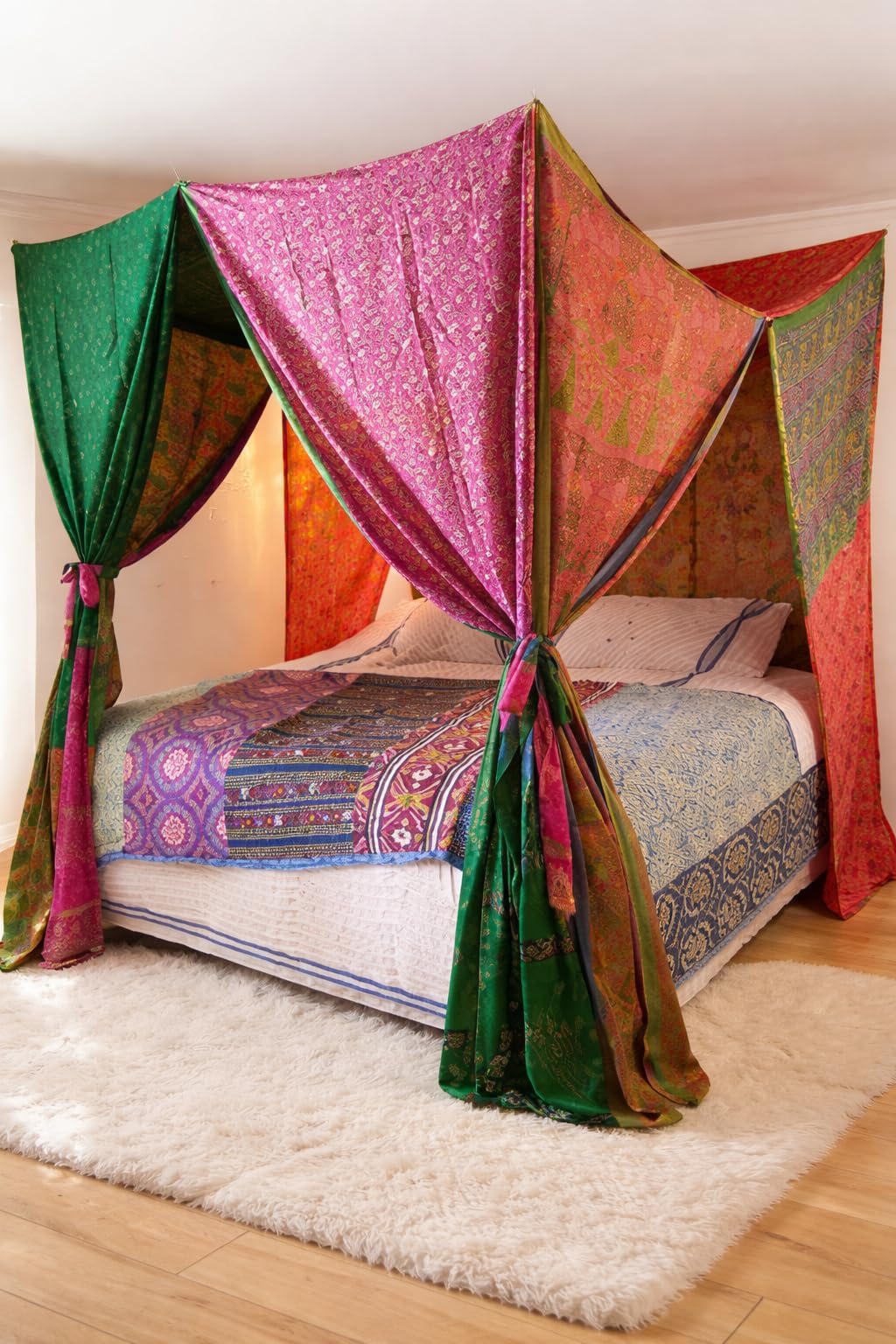KLAVATE Tende a baldacchino per letto, stile bohémien, decorazione indiana in seta, sari sari bohémien, sfondo per matrimoni (Queen)