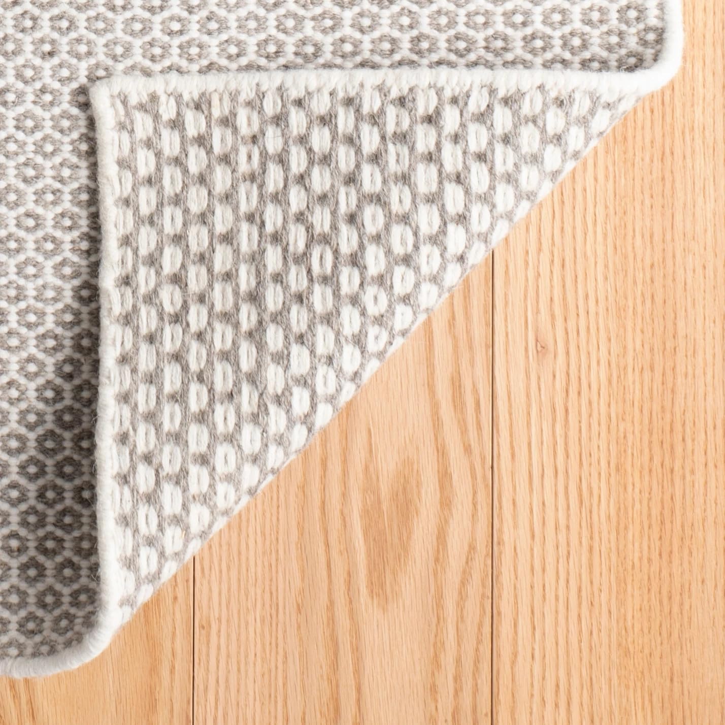 Dash and Albert Honeycomb Wool Area Rug - 2' x 3' Ivory & Grey Geometric Handwoven Accent Rug - Durable, Low Pile, Dining Room, Living Room, Bedroom - Premium Luxury Hotel Quality Soft Breathable