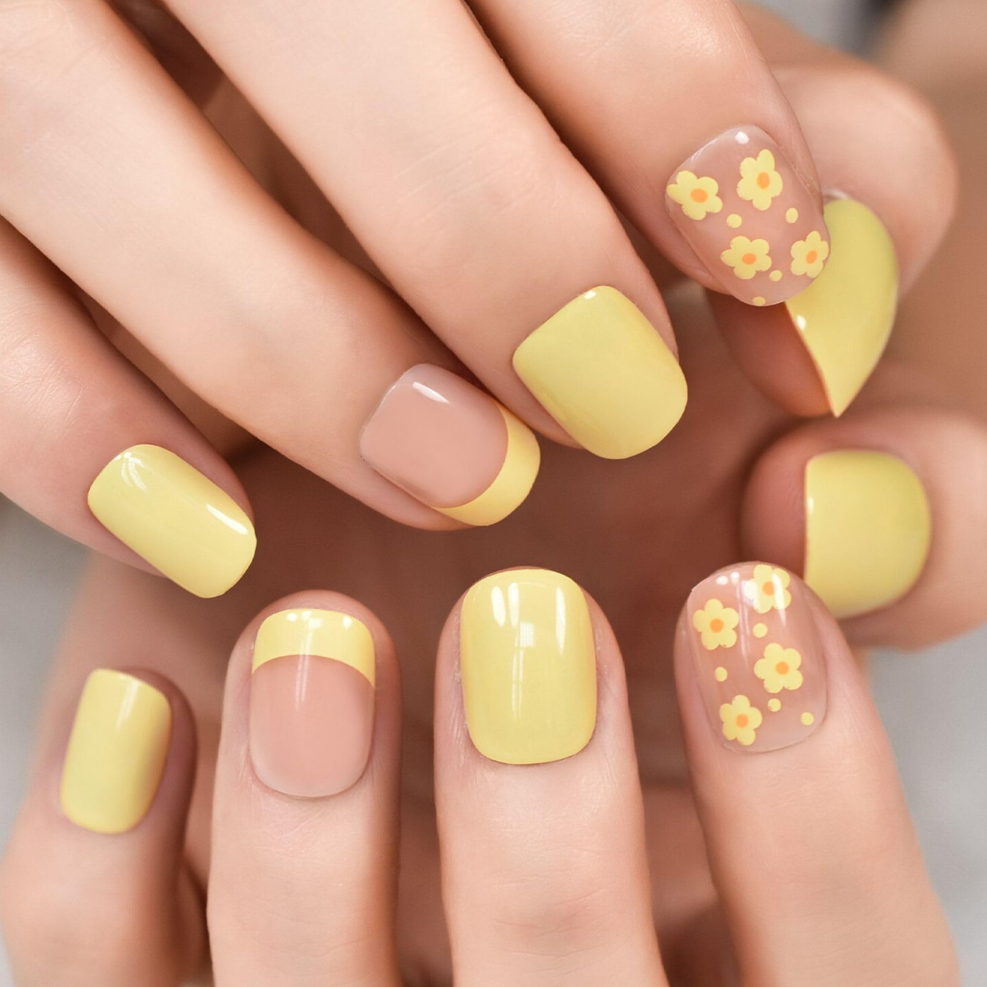 Sunshine Short Square Yellow Floral Artificial Nails | 24 Tips-image-46