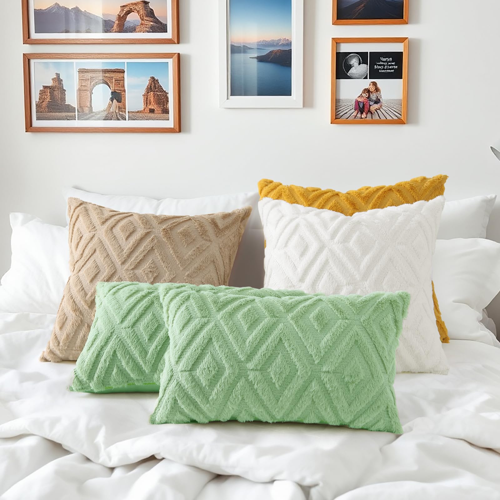 decorUhome Lot de 2 housses de coussin décoratives douces en fausse fourrure et laine pour canapé de printemps et canapé de printemps, 55 x 55 cm, vert sauge