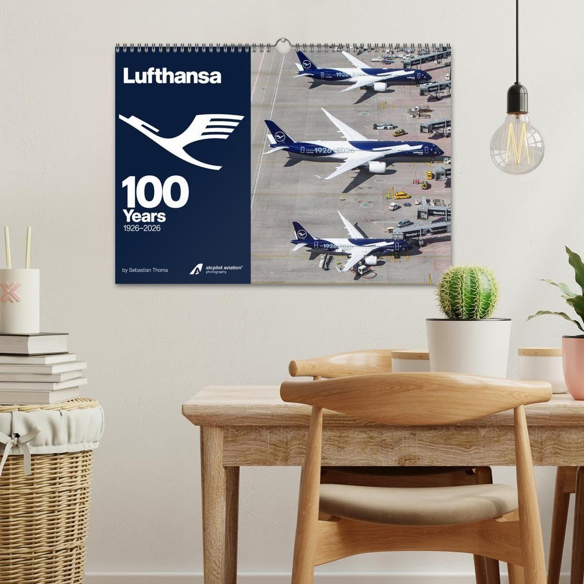 Lufthansa 100 Years (Wandkalender 2027 DIN A3 quer), CALVENDO Monatskalender: 100 Jahre Lufthansa - aus dem Helikopter