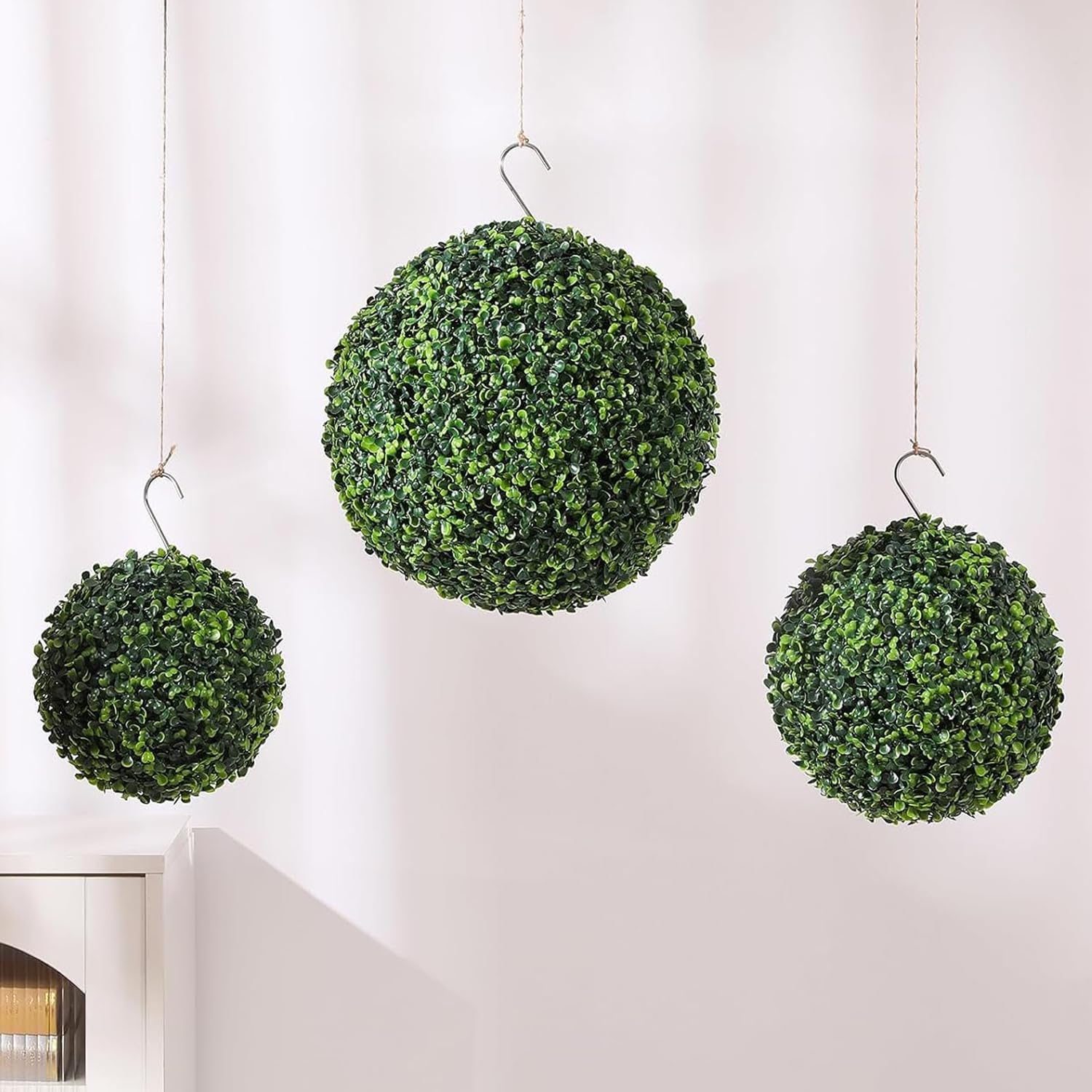 Veryhome 3 Pcs Artificial Topiary Ball Plant Faux Boxwood Balls for Outdoor UV Resistant Faux Plant for Indoor Backyard, Porch, Garden, Wedding and Spring Home Decor（7”11”15”）