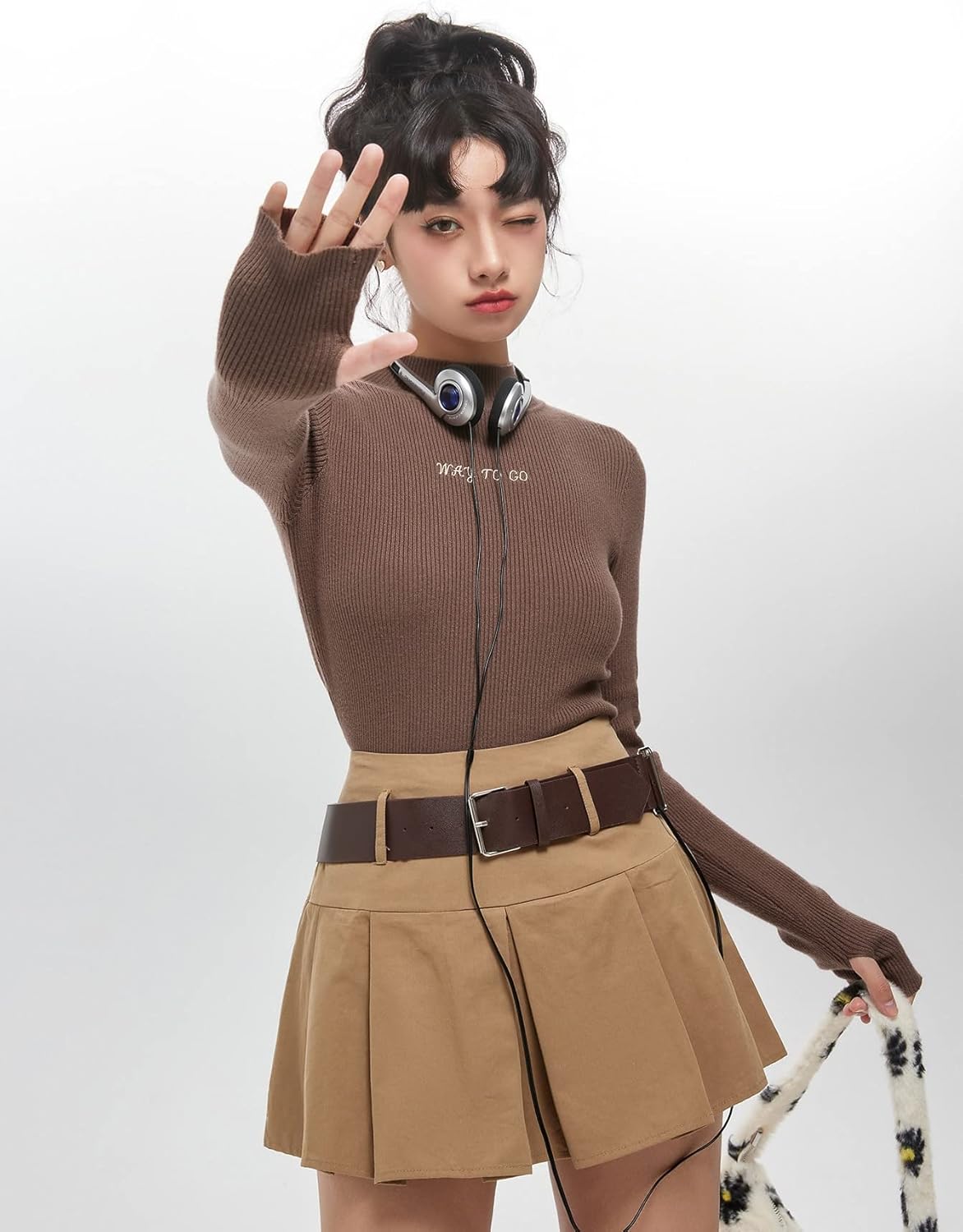 Women's Sweater Slogan Embroidery Thumb Hole Mock Neck Sweater Sweater for Women (Color : Coffee Brown, Size : Medium)