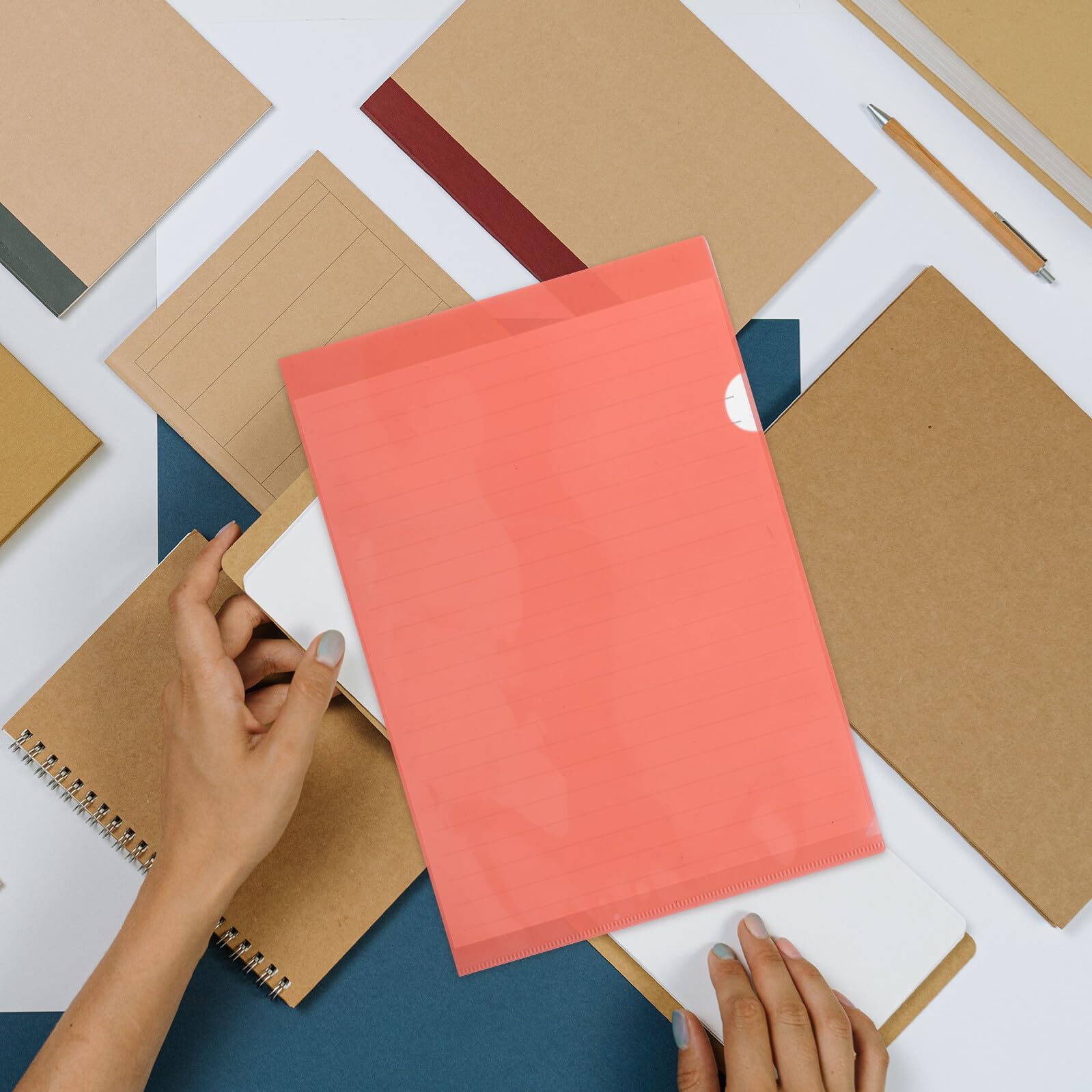 36 pezzi Cartelline Trasparenti in Plastica Colorata Tasche Porta Documenti Leggere e Portatili per Scuola e Ufficio Organizzazione Facile con Ampia Capacità e Accesso Rapido
