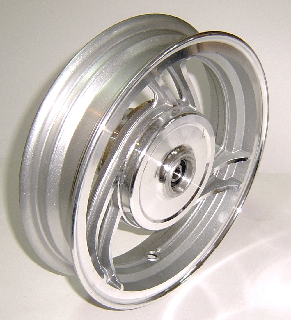 ALU FELGE CHINA ROLLER HINTEN in 2.15 x 10 im 3-Speichen Design (Trommelbremse) für BAOTIAN BT49QT BT50QT Benzhou City Star YY50QT AGM GMX 50 JINLIN JL50QT JINAN QINGQI QM50QT REX RS CHINA ROLLER GY6