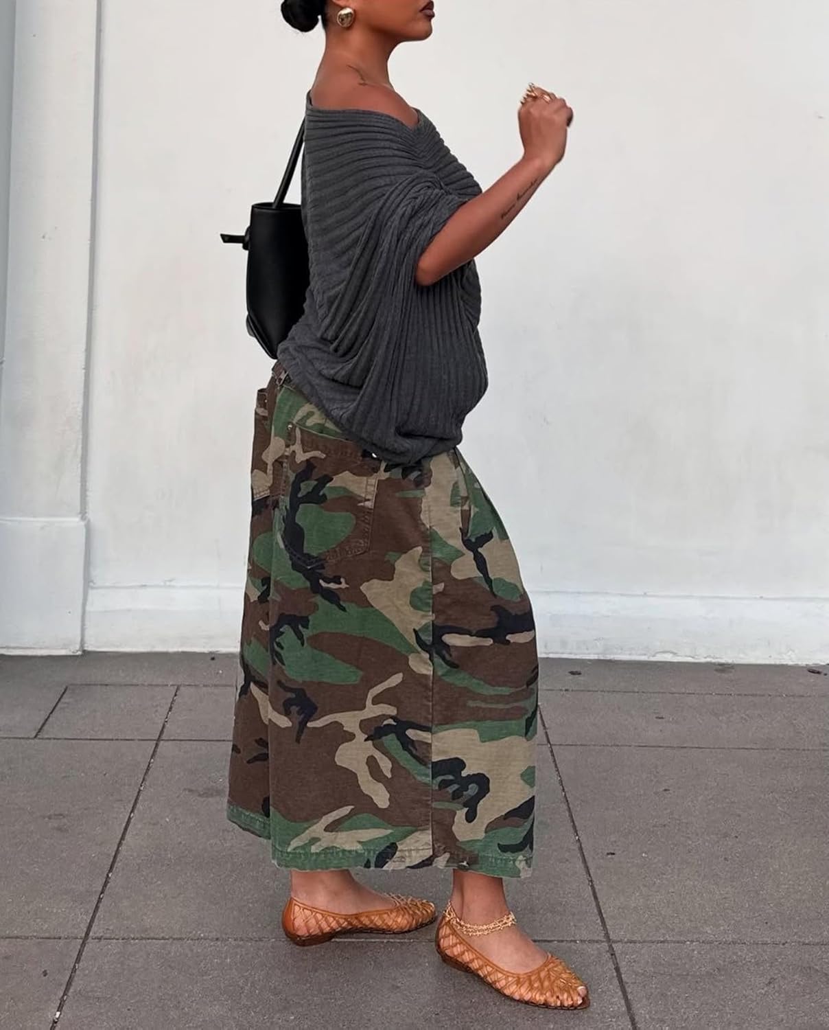 Voghtic Women's Camo Sweatpants Barrel Cropped Elastic Waist Denim Pants Loose Trousers with Pockets - Image 4