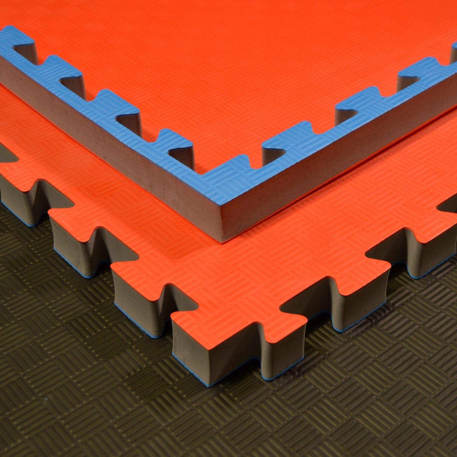 Kampfsportmatte rot-blau - 100 x 100 x 4 cm - Verzahnte Ränder - Wendematte, Trainingsmatte - Judo, Karate, Ju-Jutsu, Taekwondo