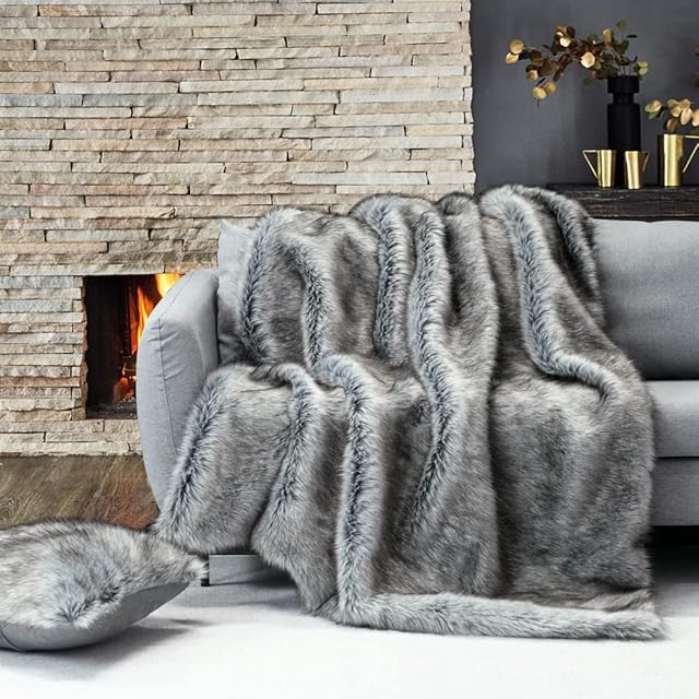 Yarn dyed Luxury Grey Faux Fur Throw Blanket, Ultra Soft with Long Piles, Shaggy & Fluffy Throw Rug, Plush Fuzzy Blanket for Bed Couch Sofa Chair Home Accent, 130x180cm