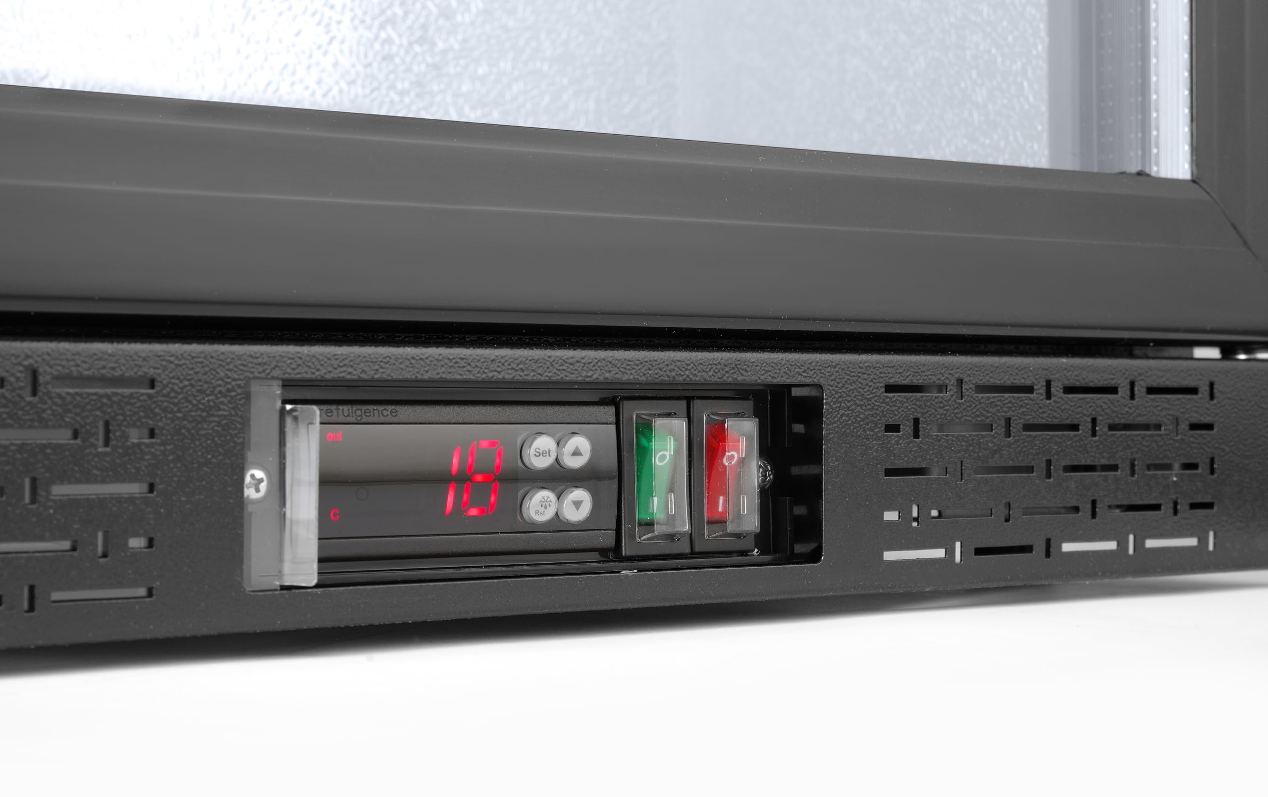 HENDI Refrigerador bajo mostrador para bebidas Arktic, 1 puerta, 86L, 0 a 10°C, 220-240V, 120W, 500x530x(H) 865mm, acero con recubrimiento en polvo negro