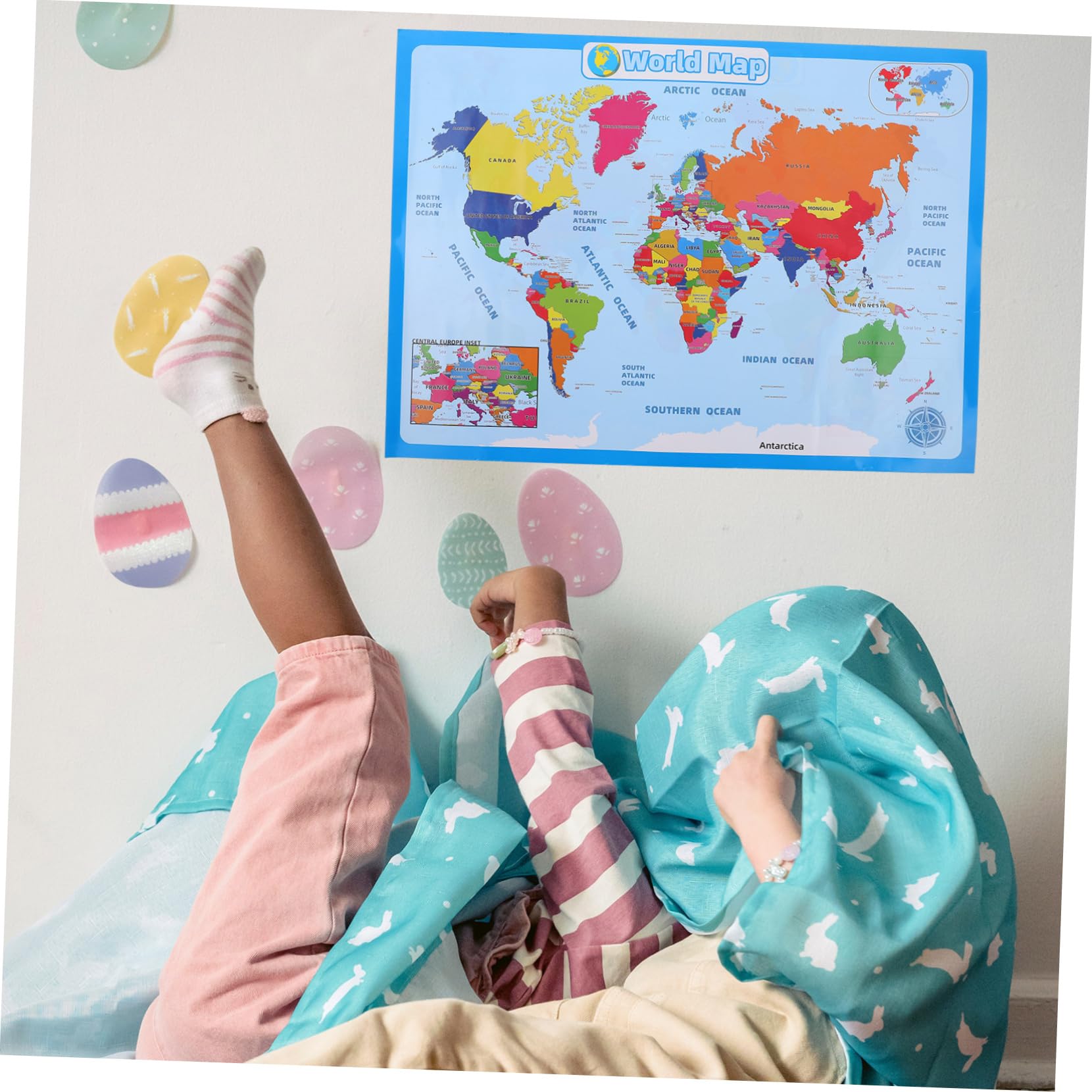 STOBOK 4blätter Weltkarte Für Mädchen Lernposter Geografischen Dekorativ Und Strapazierfähig Geeignet Für Kindergarten Schule Und Zuhause Zufälliger Stil