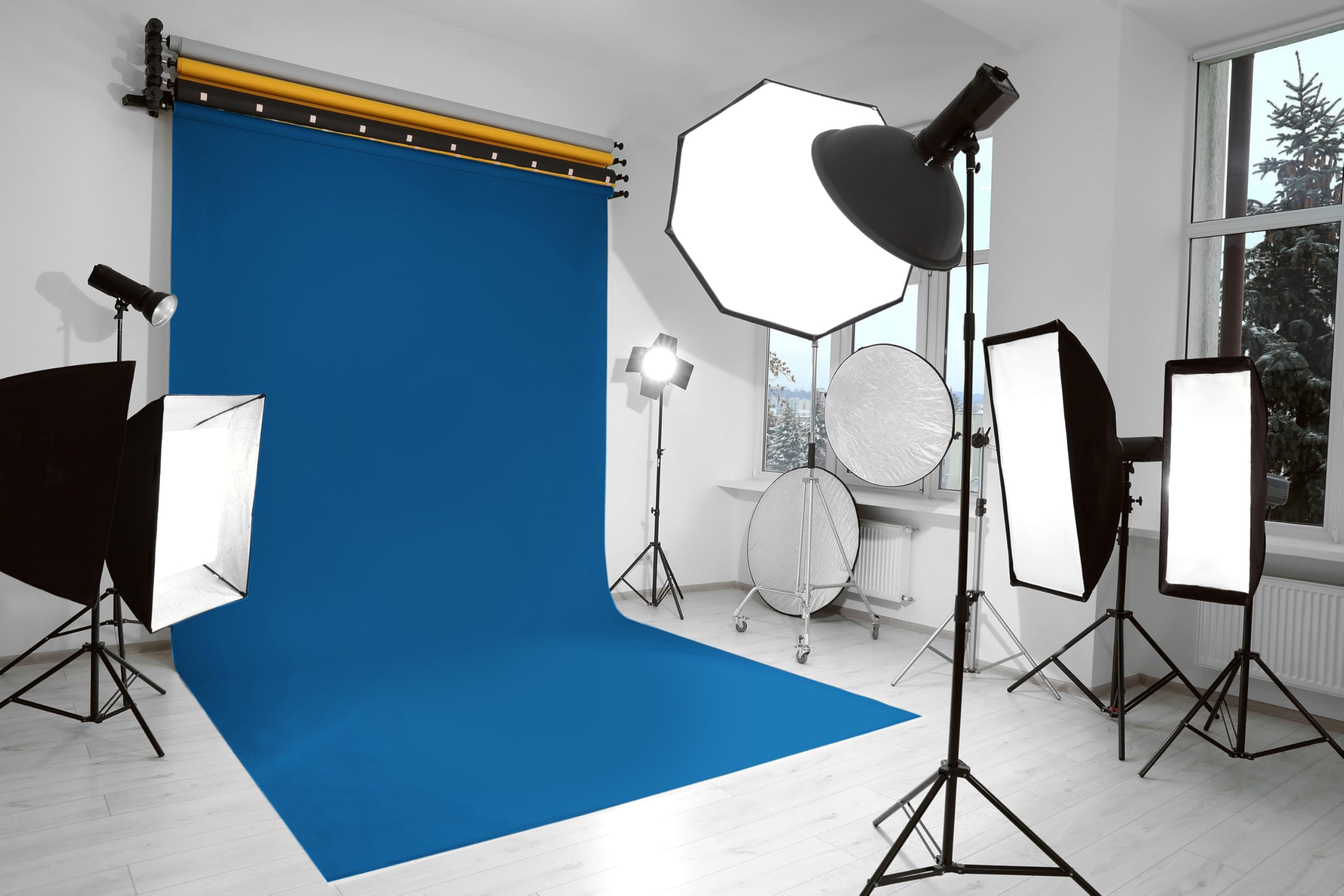 Denny Manufacturing - Telón de fondo de papel sin costuras para fotografía, rollo de papel azul sin costuras – Azul real (53 pulgadas x 36.8 pies) Incluye rollo de cinta adhesiva negra (2 pulgadas x