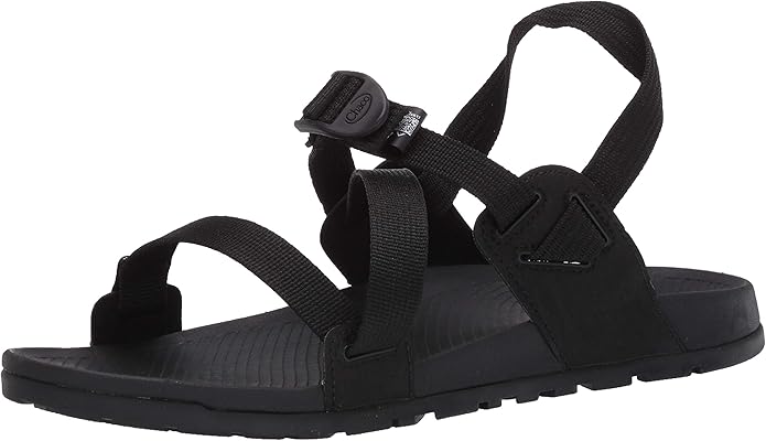 chaco shoes amazon
