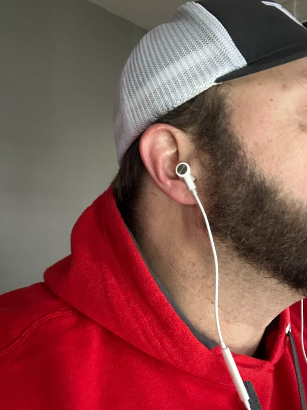 Hi-Res Extra Bass Earbuds Noise Isolating in-Ear Headphones Wired Earbuds with Microphone for iPhone, iPod, iPad, MP3, Huawei, Samsung, Lightweight Earphones with Volume Control 3.5mm Jack Headphones