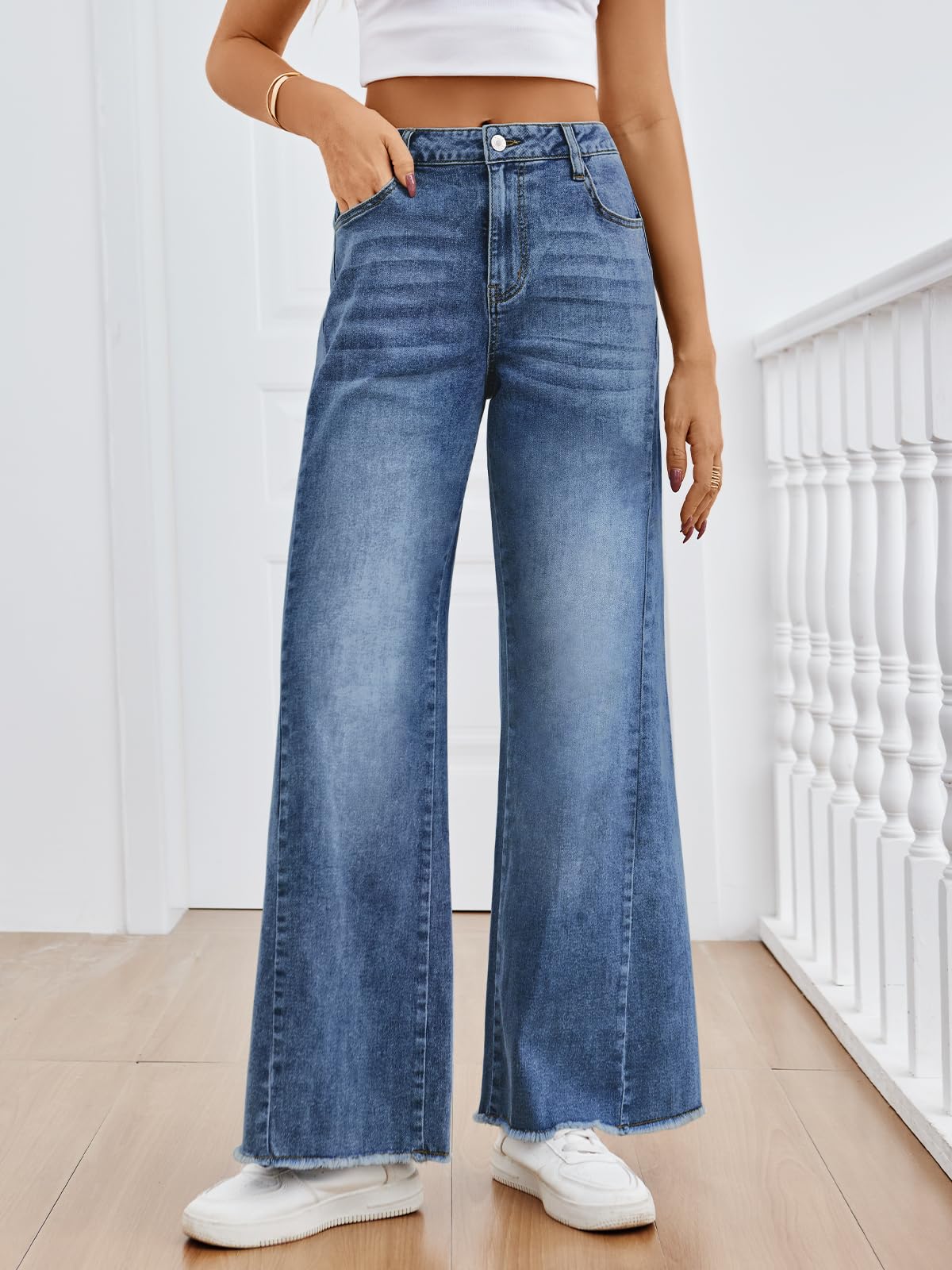 Trendy Queen Women's Wide Leg Jeans, Relaxed Loose Straight Leg with Raw Hem, Comfort Denim Pants