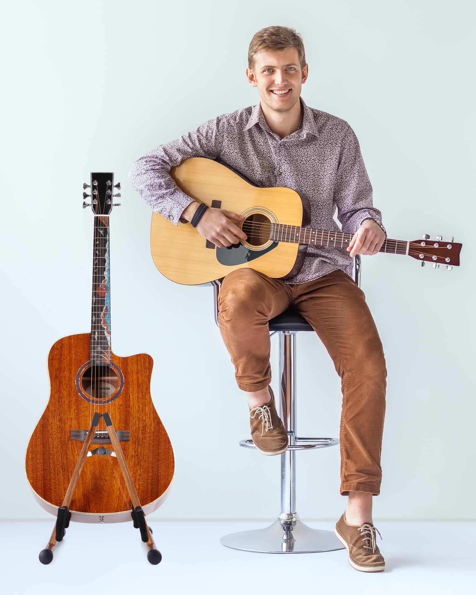 Soporte doble para guitarra en forma de A para 2 guitarras (acústica/bajo eléctrico/banjo) con almohadilla de espuma – Soporte de suelo fuerte para estudio y hogar