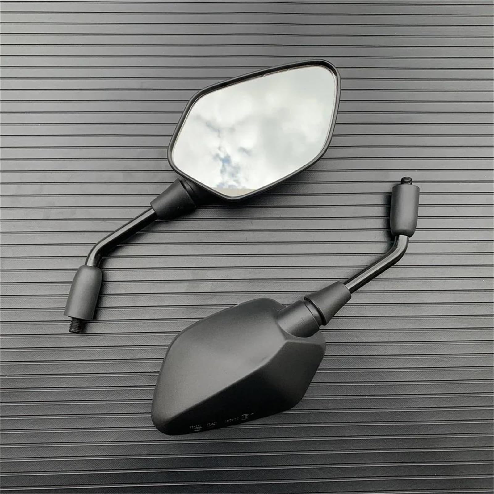Espejo retrovisor de motocicleta de 10 mm para sustituir piezas dañadas en CB1000R