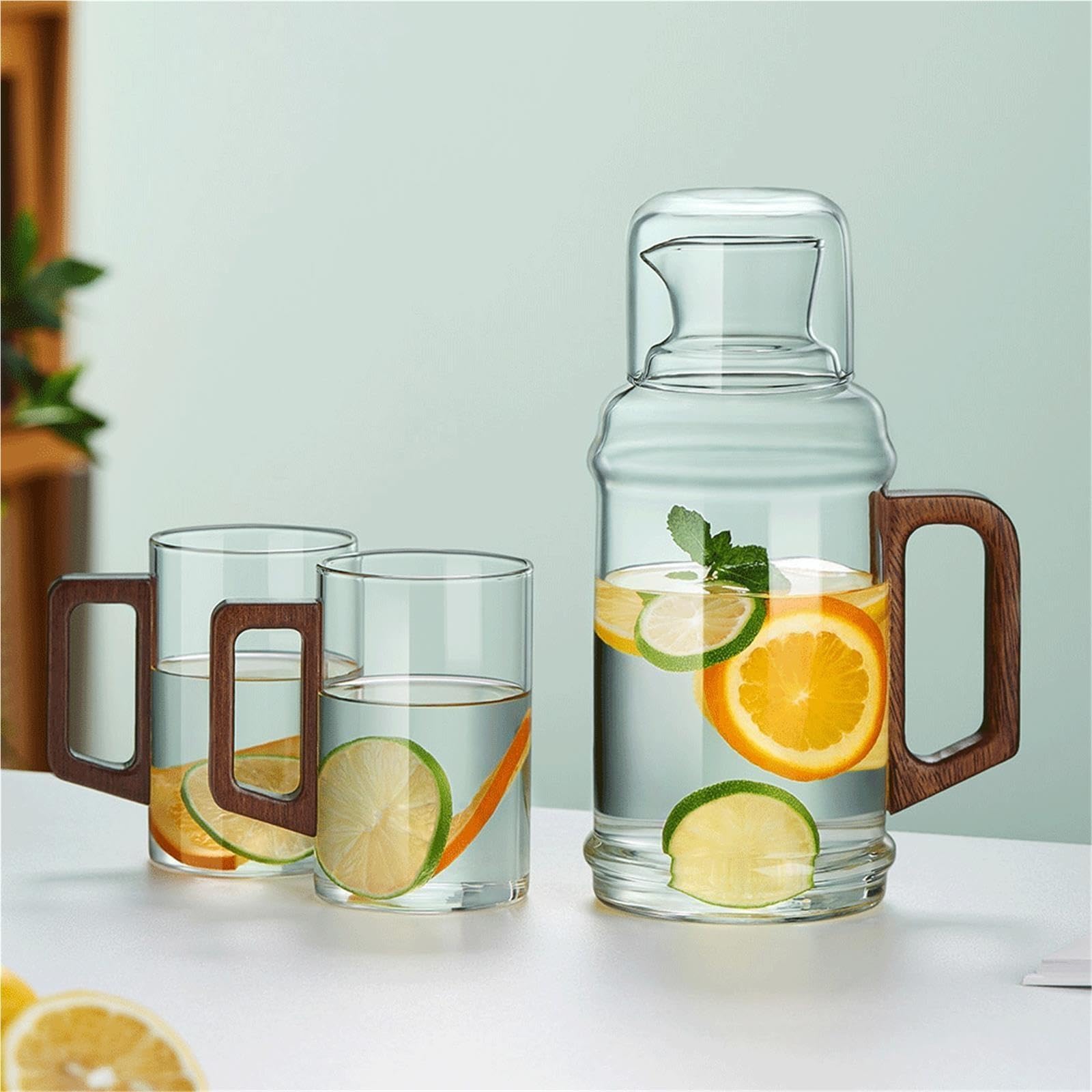 Agua de Vidrio con Mango de Madera, Color Gris Humo, de Paredes Gruesas Jarra de Agua