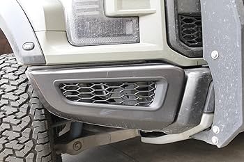 シュレッド  BUMPER WHITEOUT BUMPER WHITEOUT Amazon.com: Justautotrim Honeycomb Front Bumper Bottom Fog