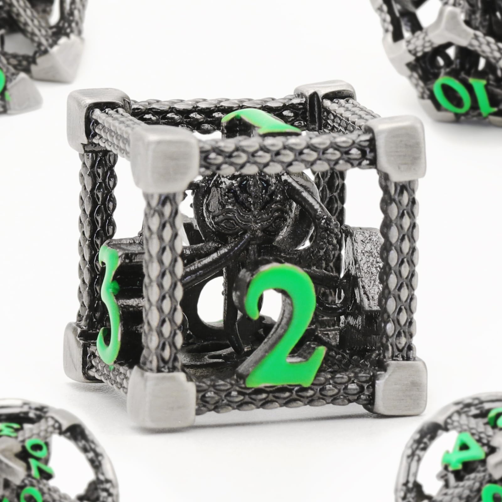 Beholder - Juego de dados DND, dados de metal de monstruo de ojos, ZHOORQI 7 piezas por juego de dados poliédricos para dados de mazmorras y dragones, dados RPG, dados de regalo D&D (ojo azul) — view 8