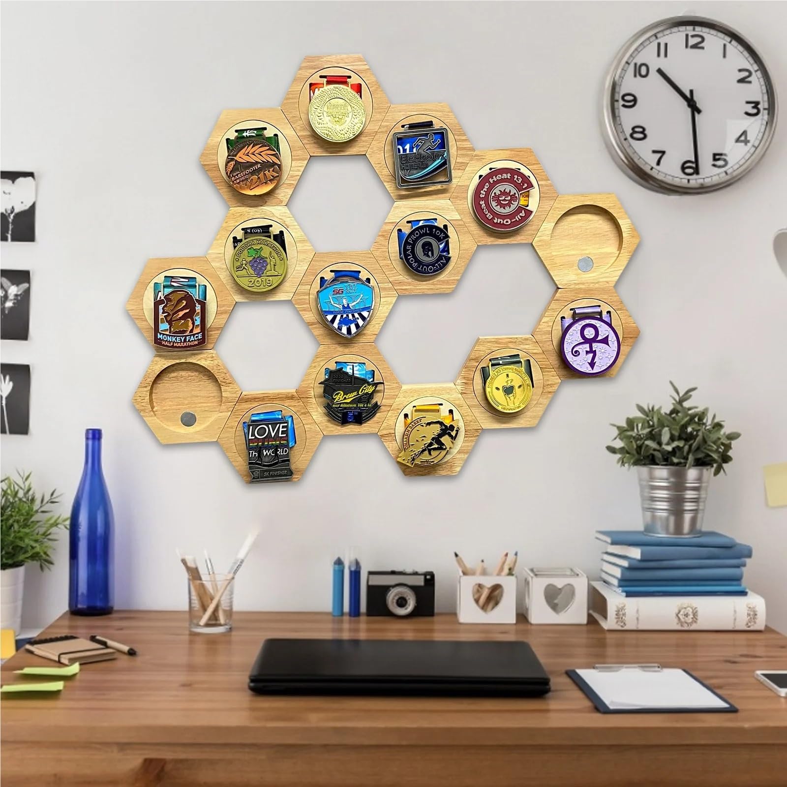 Display medaillenrahmen 1-10Pcs Holz Medaille Display Racks Sechseckige Kombination Medaille Halter Ehre Gedenk Display Home Wand Dekoration(6pcs)
