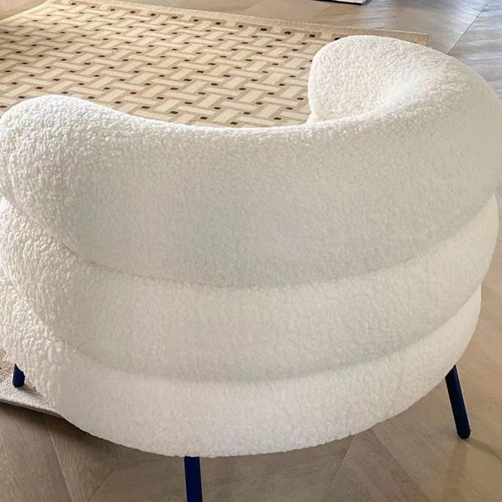 Poltrona da Salotto,Poltrona Imbottita In Tessuto Teddy con Braccioli,Design Avvolgente,Struttura In Legno e Gambe In Acciaio,per Soggiorno e Camera da Letto D