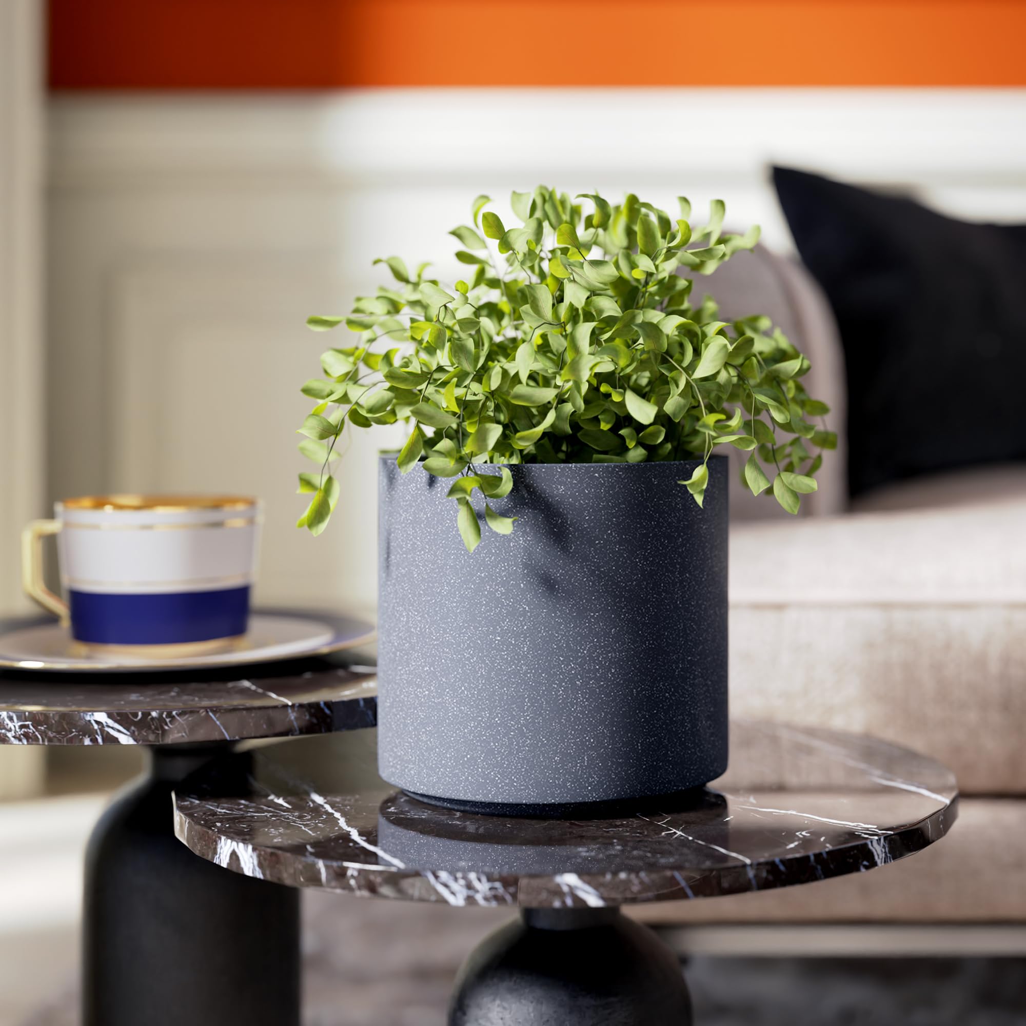 YUCCABE Fox Planter - Durable Outdoor Flower Pots -16