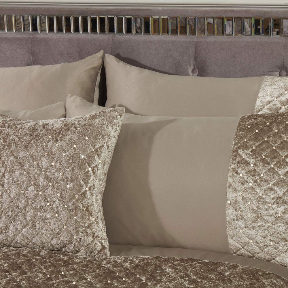 Emma Barclay Glamour – gestepptes Pailletten-Samt-Bettwäsche-Set in Nerz – Doppelbett