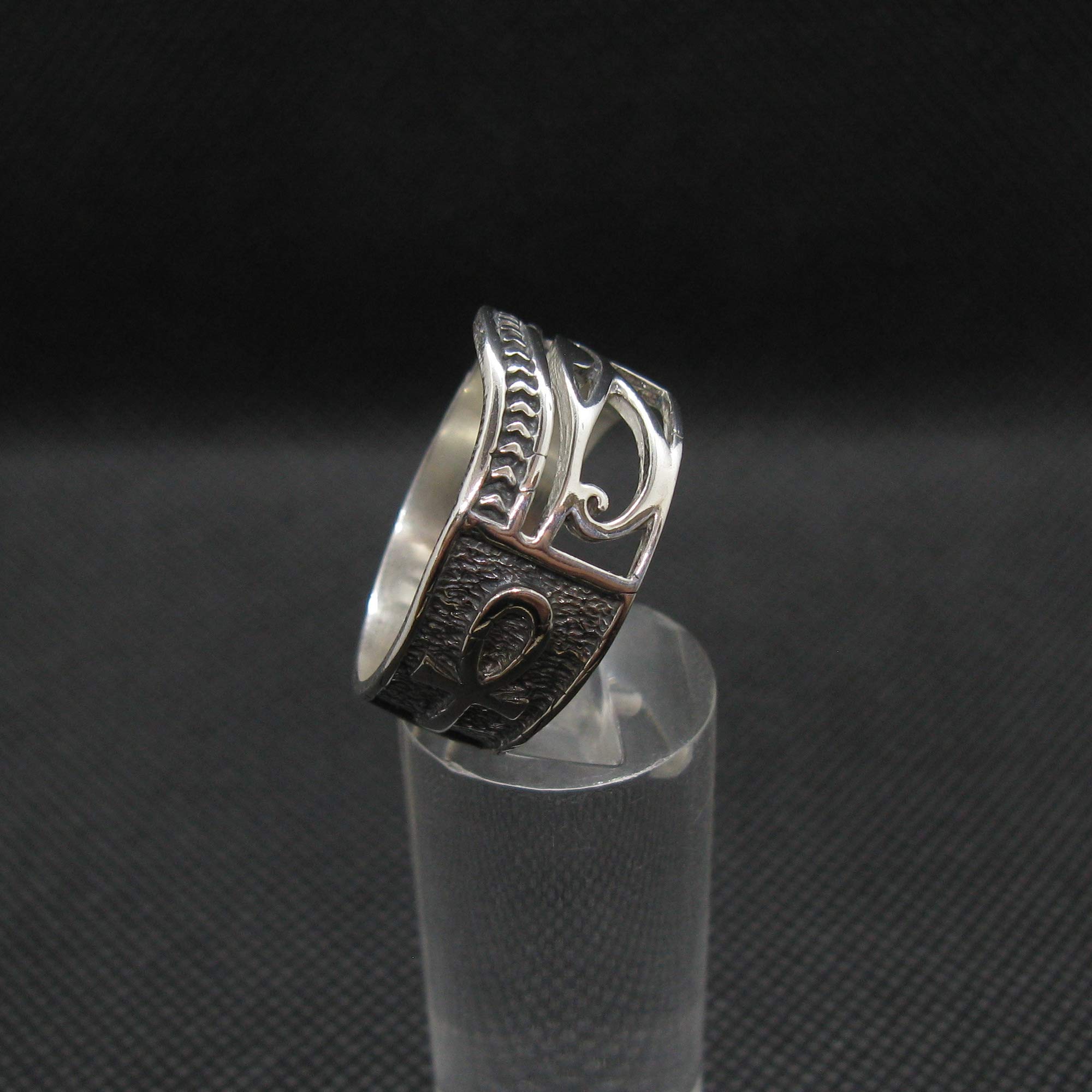 Anello da Uomo in Argento Sterling Amon Ra Occhio Solido Marchiato 925