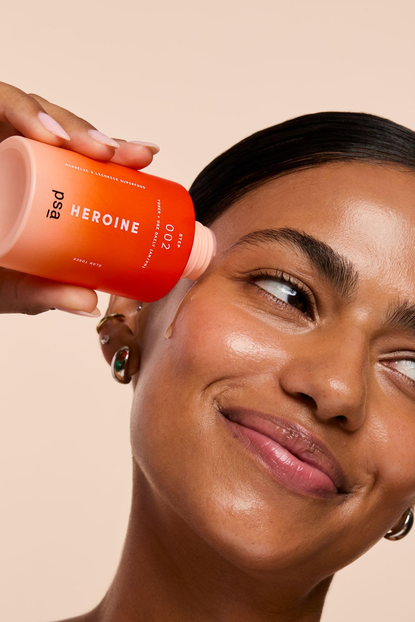 PSA HEROINE Mandelic & Licorice Superfood Glow Toner: Pore-Refining Daily Toner With 6% Mandelic + Lactic Acid, Niacinamide, Licorice Root. 100 Ml / 3.4 Oz