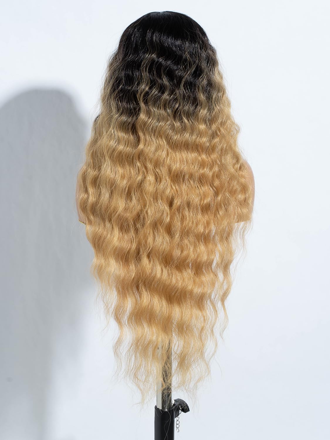 Joedir Lace Front Wig Long Wavy Wigs for Women 30 Inches Deep Part Cury Wave Wig Natural Looking Synthetic Heat Resistant Fiber Wig for Daily Party Use Ombre Blonde - Image 4