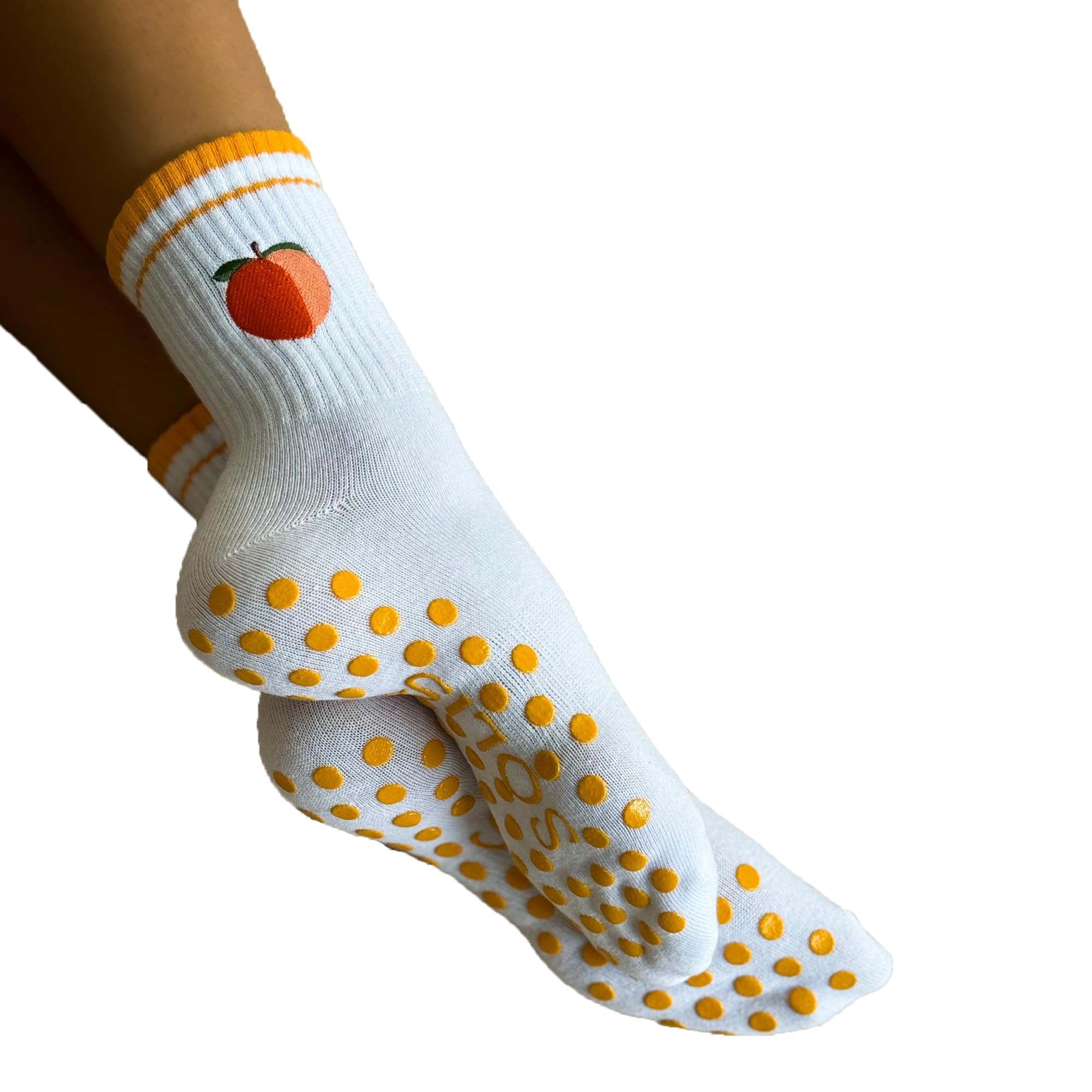 Solis Movement Non-Slip Pilates Socks with Grips for Women | Anti Skid Athletic Socks | 1 Pair | Size 5-9 | Peach (US, Alpha, One Size, 9.5, Regular, Regular, Quarter Fit)