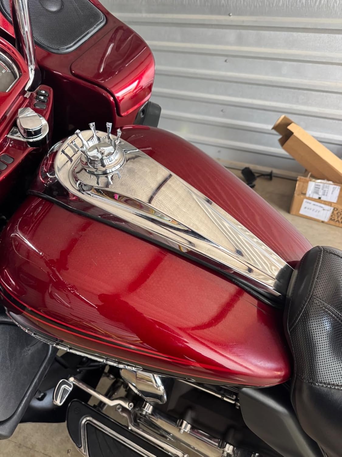 Motorcycle Smooth Dash Fuel Console with Pop up Gas Tank Cap Covers fit for Harley Touring Electra Glide FLHT Road Glide FLTRX Street Glide FLHX 2008-2023 (Chrome)