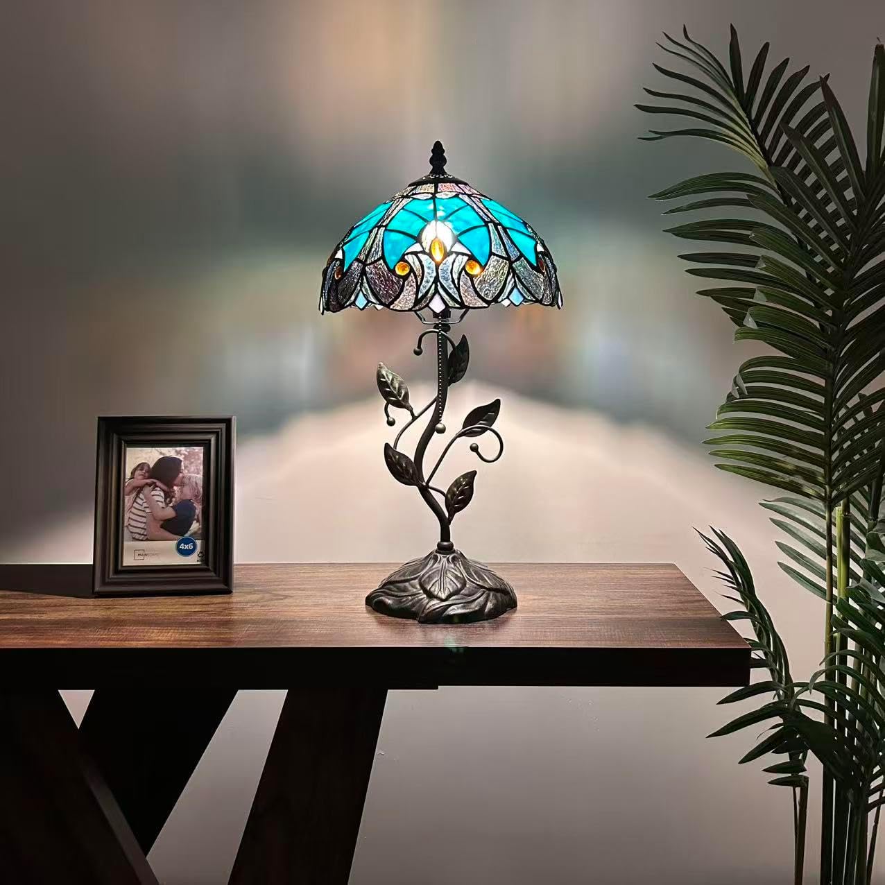 Tiffany Table Lamp Green Brown Stained Glass Iron Metal Leaves Bronze Base Included LED Bulb Liaison Lamp for Living Room Bedroom Bedside 20'H*10" W