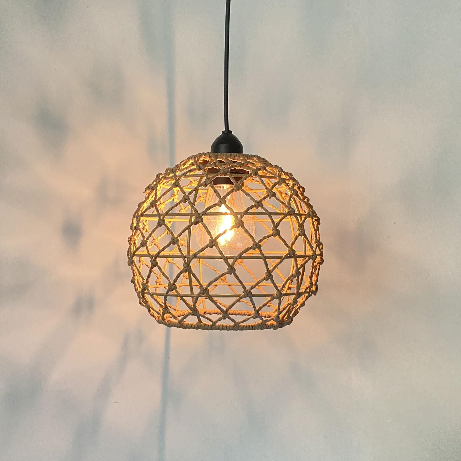 Vintage Hängelampe Mit Batterie – Rattan Lampenschirm, Wetterfest, Für Garten & Balkon