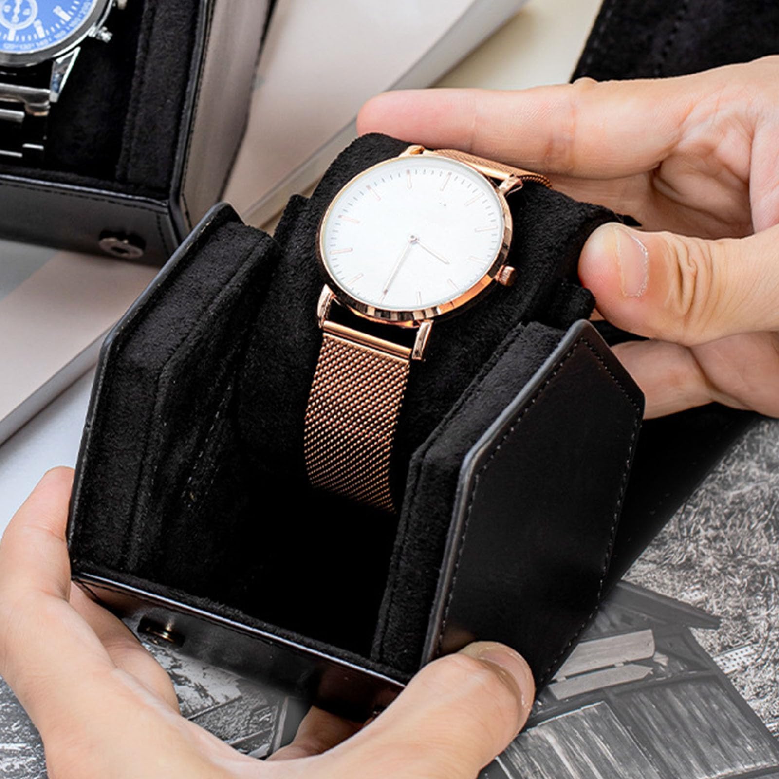 Custodia per orologio esagonale portatile in pelle europea per riporre gioielli con rivestimento morbido e impermeabile