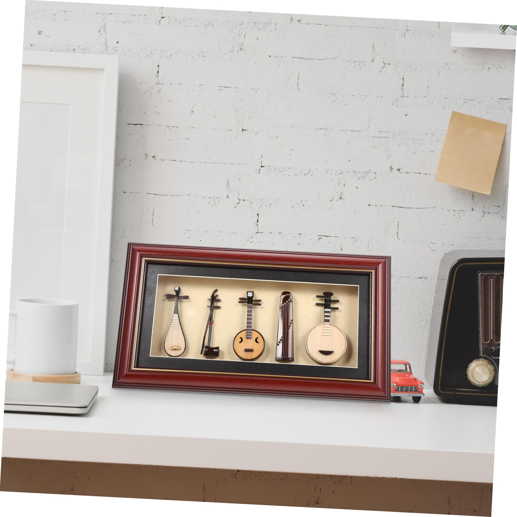 Set da 5 Modelli di Strumenti Musicali Folk Realistici per Arredamento Casa e Regalo