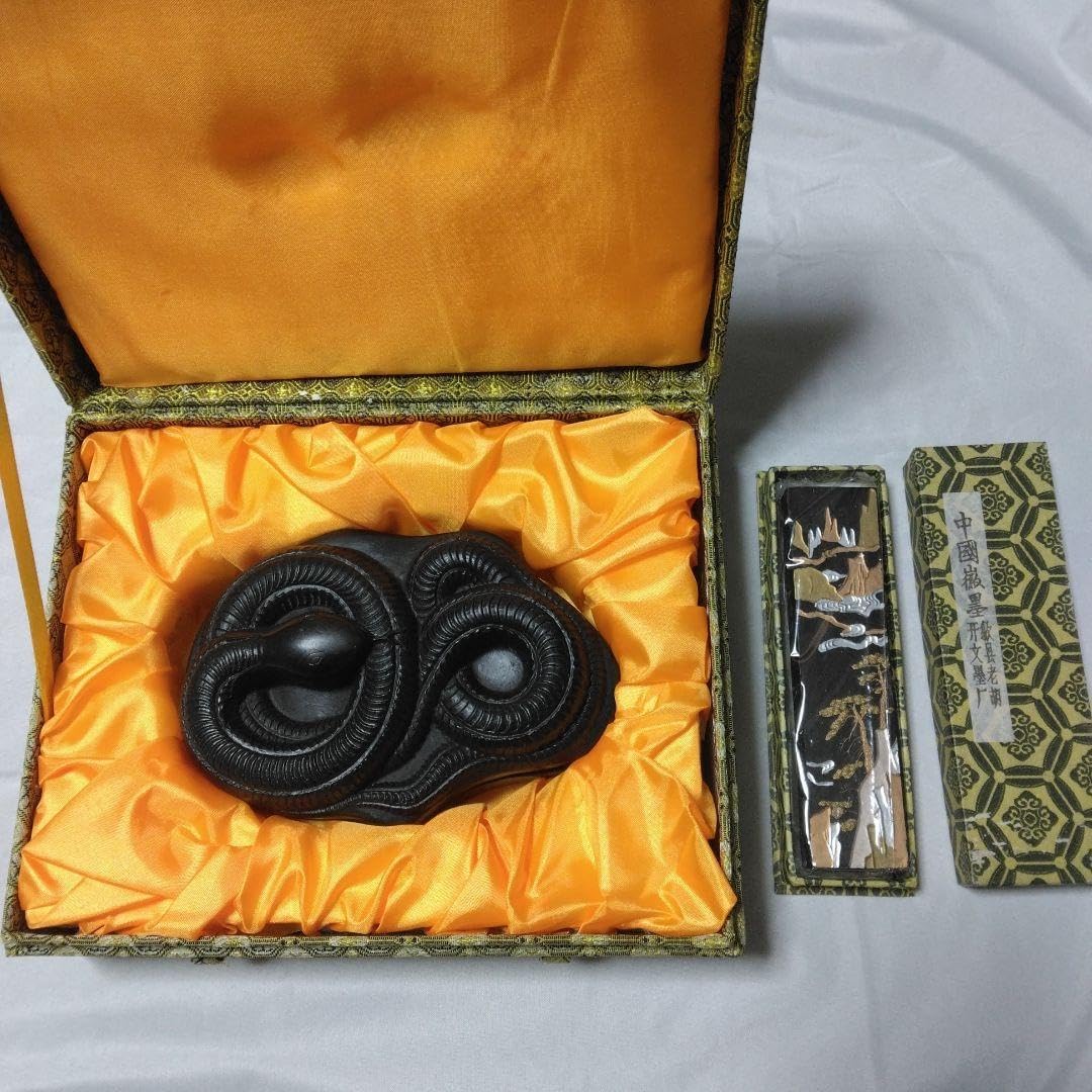 稀少 大きめ 硯 麻子坑 木箱入り 稀少 大きめ 硯 麻子坑 木箱入り