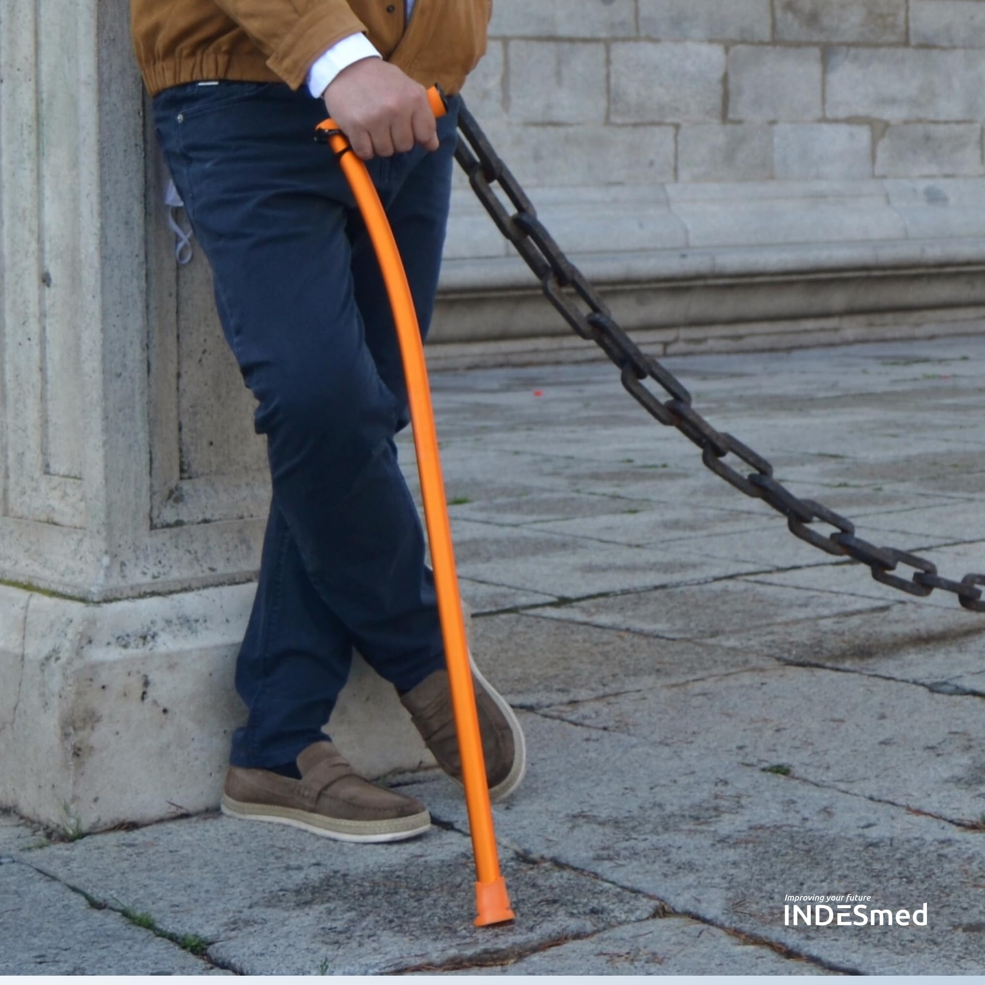 INDESmed | Bastón de Aluminio Aeroespacial 100% Ultraligero - Patentado - Ajustable milimétricamente, Ultrarresistente, Mango ergonómico Anti-tendinitis, Ortopédico-Diseñado en España (Gris, L)