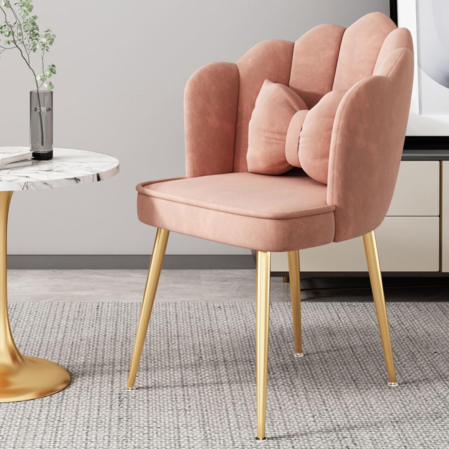 Chaise de salle à manger en velours chic avec dossier haut et pieds dorés