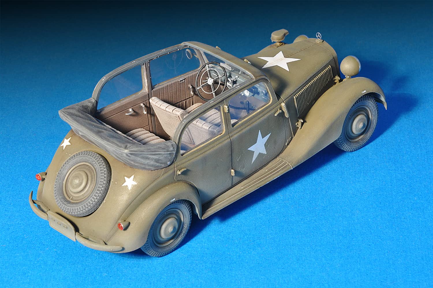 Amazon.com: MiniArt 1:35 Scale German Staff Car 170V Plastic Model