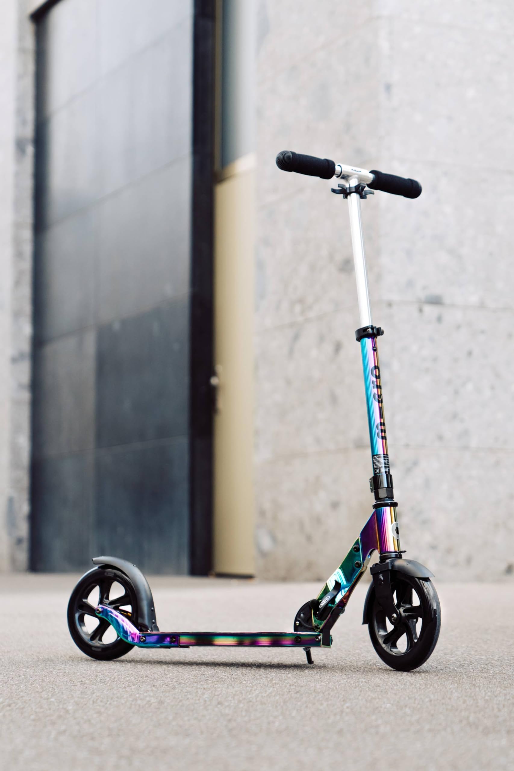 Micro® Classic El Original | Patinete 2 Ruedas 200mm PU Rodamientos ABEC9 | Deslizamiento Suave sin esfuezo | Muy Ligero y Elegante | Scooter Plegable y Duradero | Jóvenes y Adultos