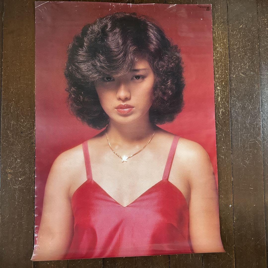 山口百恵　ポスター　フジカラー 山口百恵のポスターラストです☆百恵ちゃんのフジカラー等身大 パネル