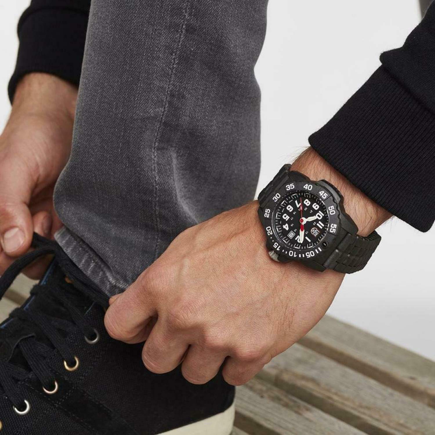 Luminox Navy Seal XS.3502.L męski zegarek 45 mm - wojskowy zegarek nurkowy w kolorze czarnym z funkcją daty 200 m wodoodporny, Czarny, Bransoletka