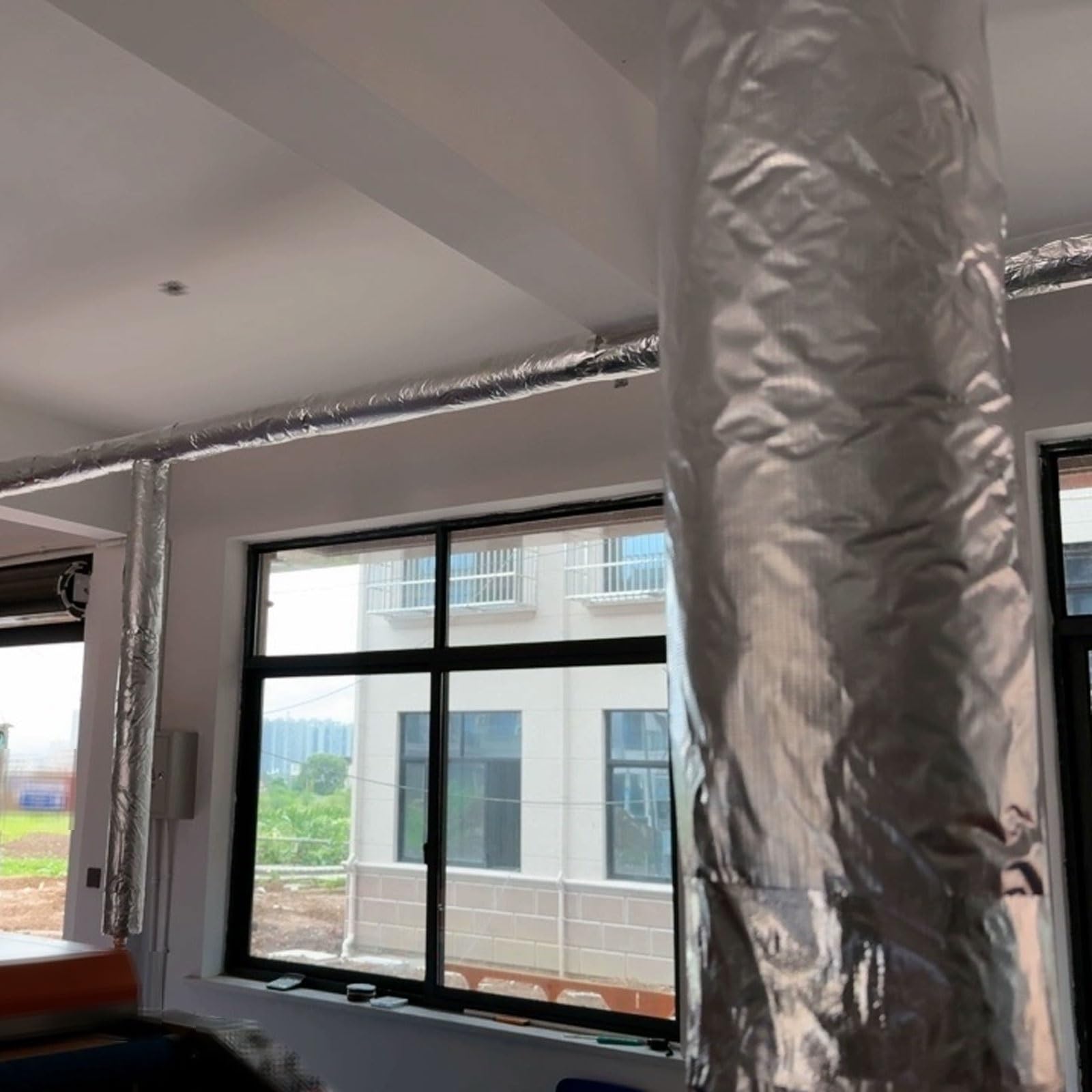 Izolacja Rury Rura Izolacyjna z Folii Aluminiowej i Krzemianu Glinu Ognioodporna i Trudnopalna do Ogrzewania, Rur Sanitarnych, Rur Grzewczych, Urządzeń Fitness Itpp(ID 1-11/32" x T 2" x L 3.3ft)
