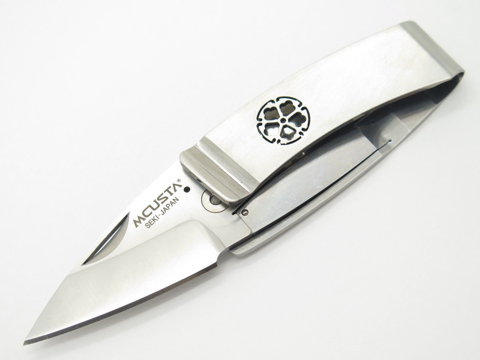 Amazon.com : Mcusta Seki Japan Kamon MC-82 Kikyo Crest AUS-8 