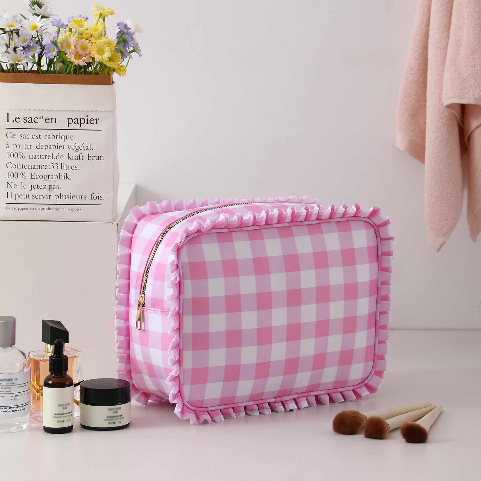 Make-up-Tasche mit Rüschen, Gingham-Muster, Rosa | Reißverschluss, großes Fassungsvermögen, Reise-Organizer für Kosmetik-Accessoires, Pinsel, Hautpflege, für Damen und Mädchen